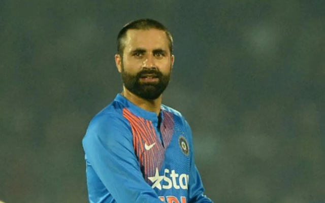 Parvez Rasool is unlucky cricketer who failed to showcase his talent at international level.