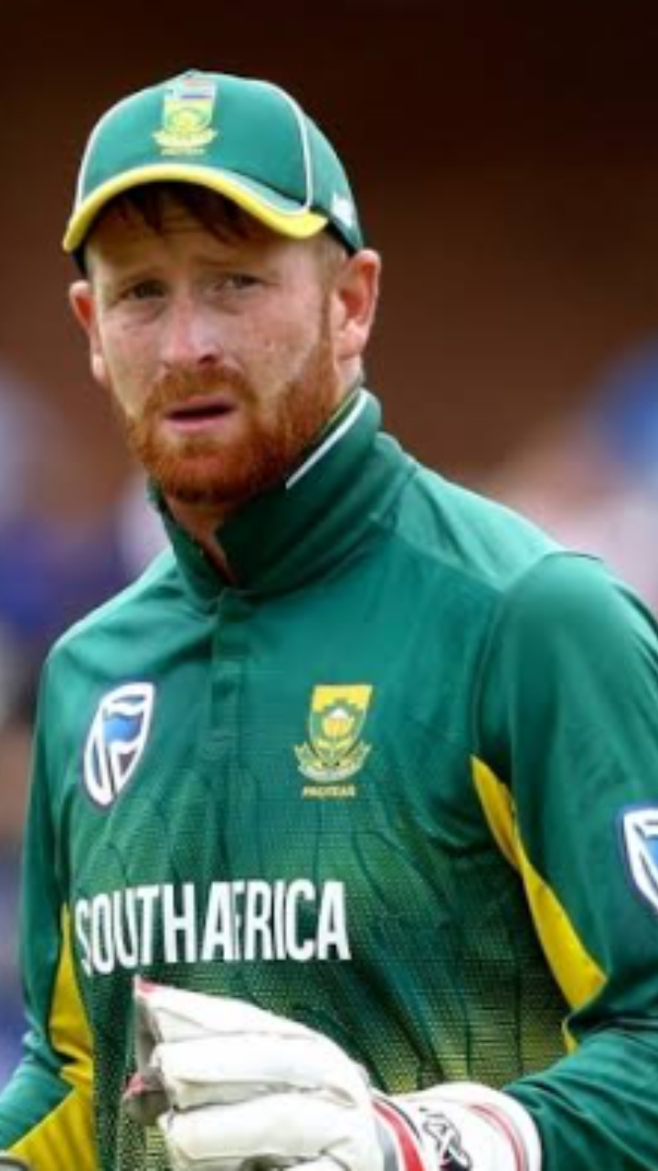Highest strike rate in death overs in ODIs since 2019 (Min 200 runs)